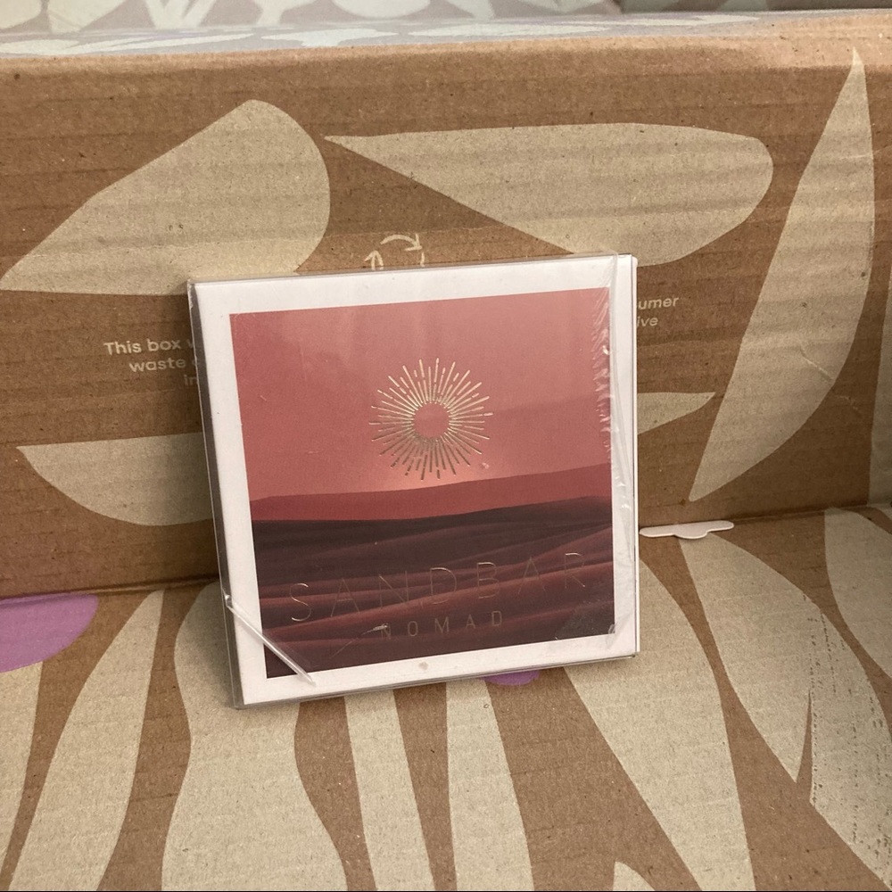NWT Sandbar Beauty Nomad Eyeshadow Palette - Picture 5 of 6
